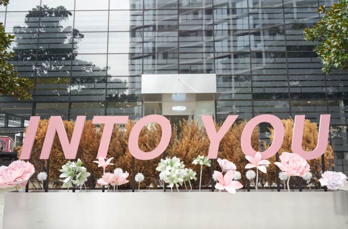 INTO YOUy־溵tȦD(zhun)؛ʊyL